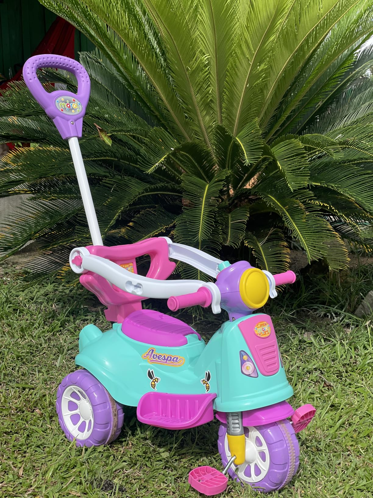 Triciclo Infantil Avespa - Pink