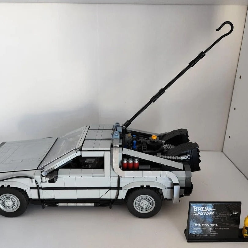 De Volta para o Futuro - DMC De Lorean (1872 peças)