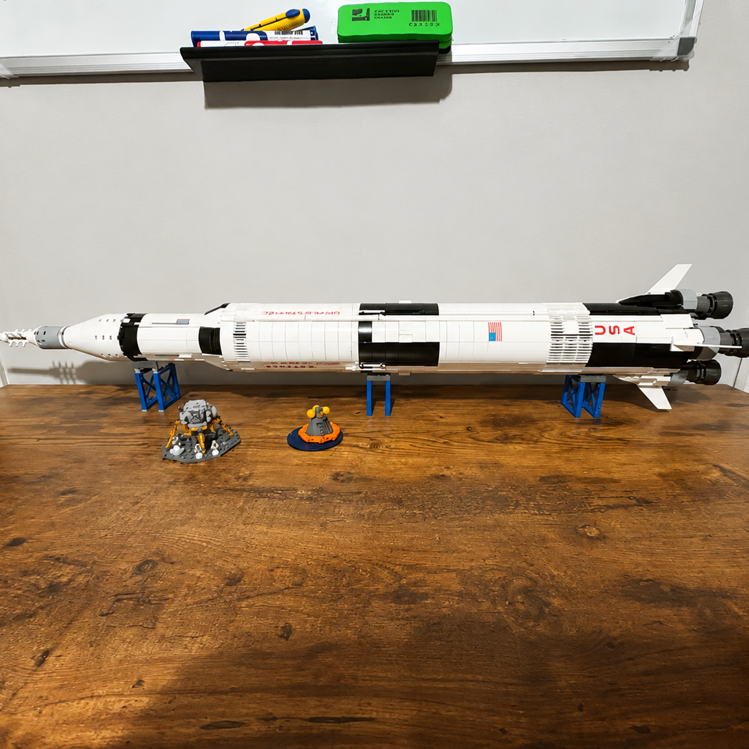 Saturno V: Missão Lunar Apollo (1969 peças)