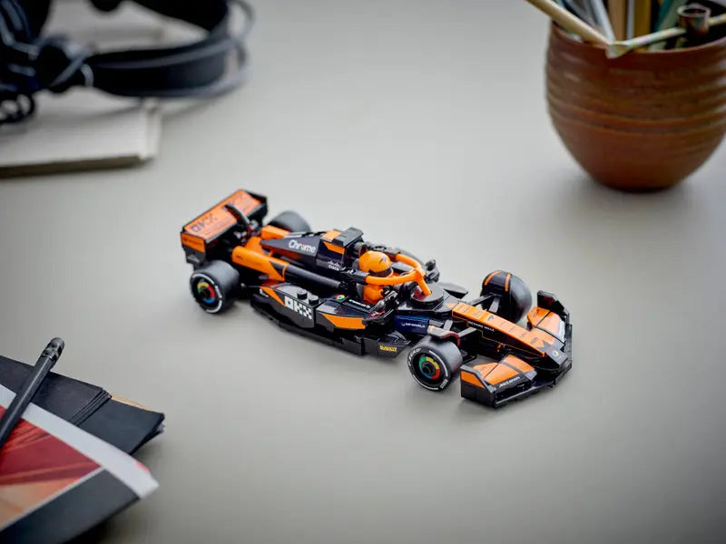 LEGO - McLaren F1 Team MCL38 - A minha loja