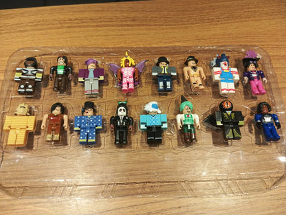 Bonecos Roblox (18 bonecos)
