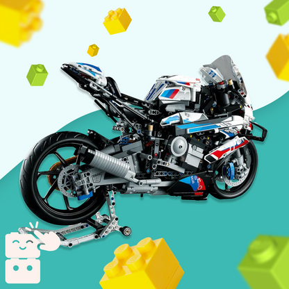 BMW M 1000 RR (1920 peças)