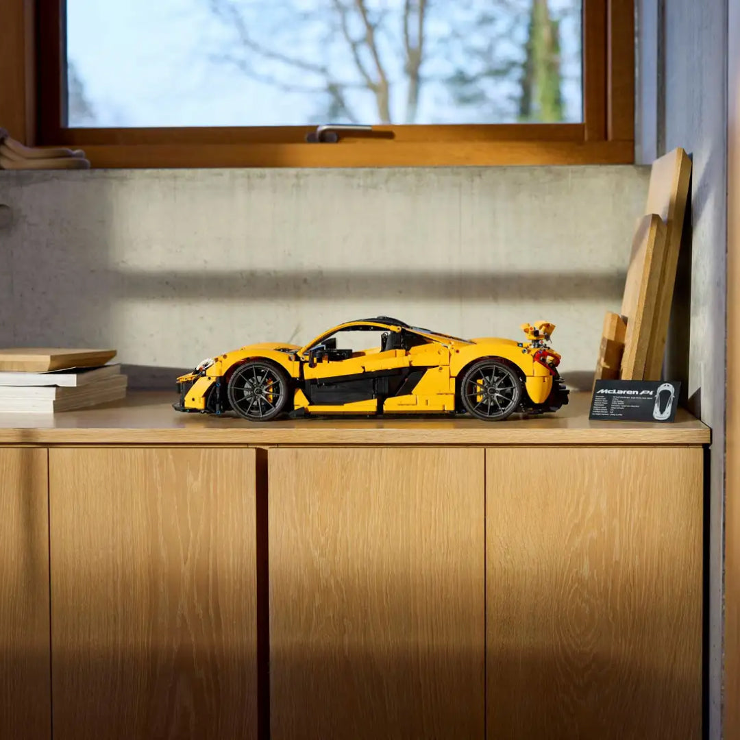 McLaren P1 (3893 peças)
