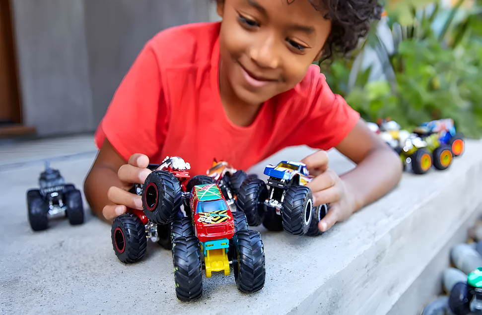Hot Wheels - Monster Trucks Surprise 1:64 - A minha loja