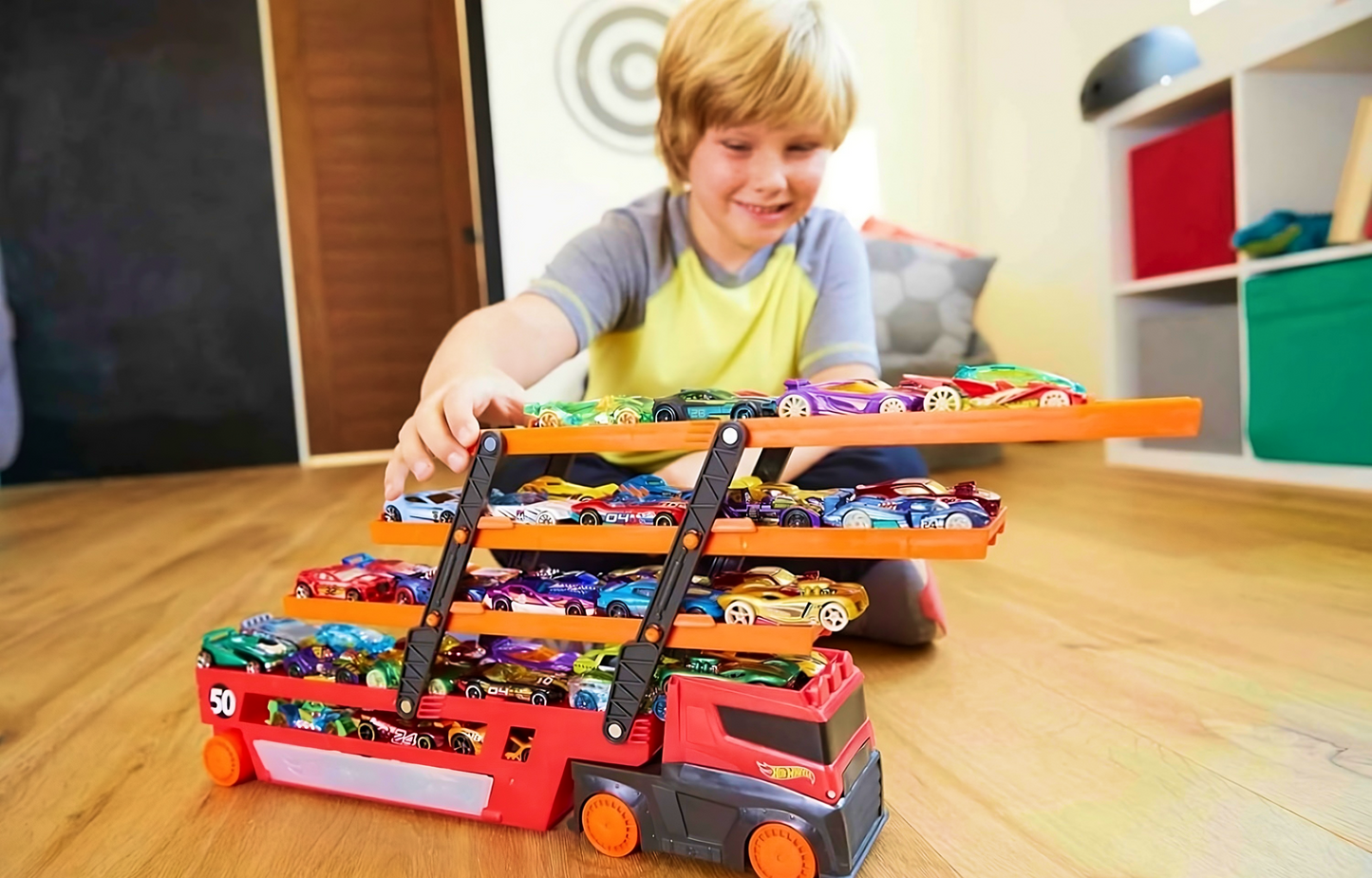Hot Wheels - Mega Trailer