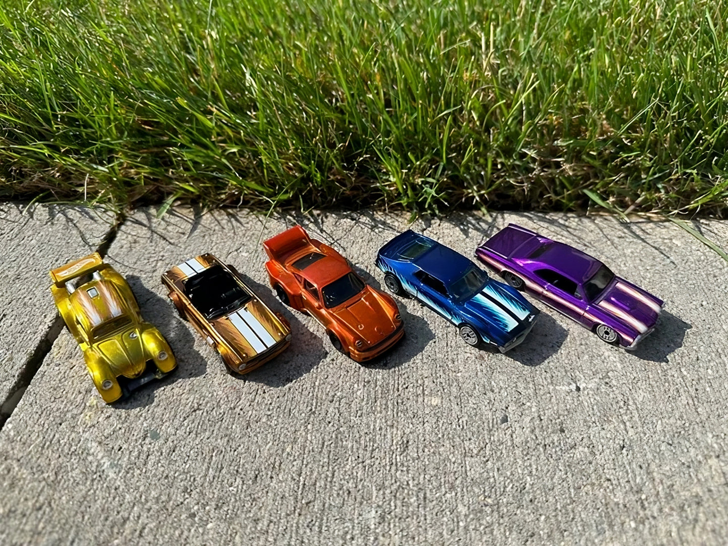 Hot Wheels - Cartela de 3 Carros Sortidos - A minha loja