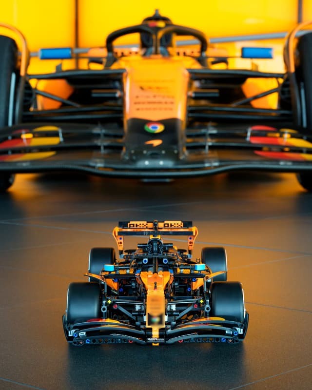 McLaren MCL39 - Réplica - capardescricao