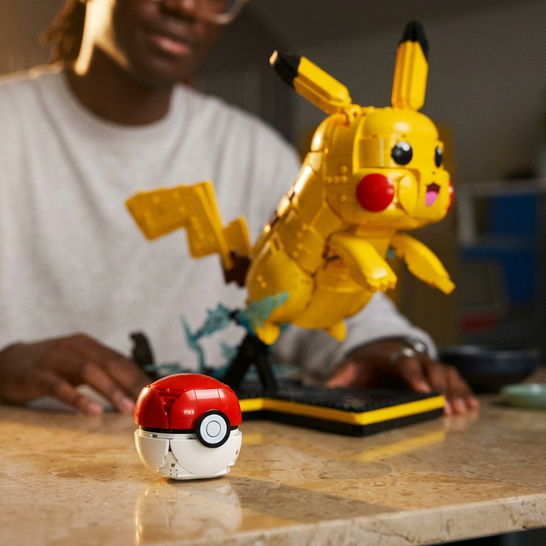 Pokémon - Pikachu e Pokebola (2050 peças) - imagem desc 3