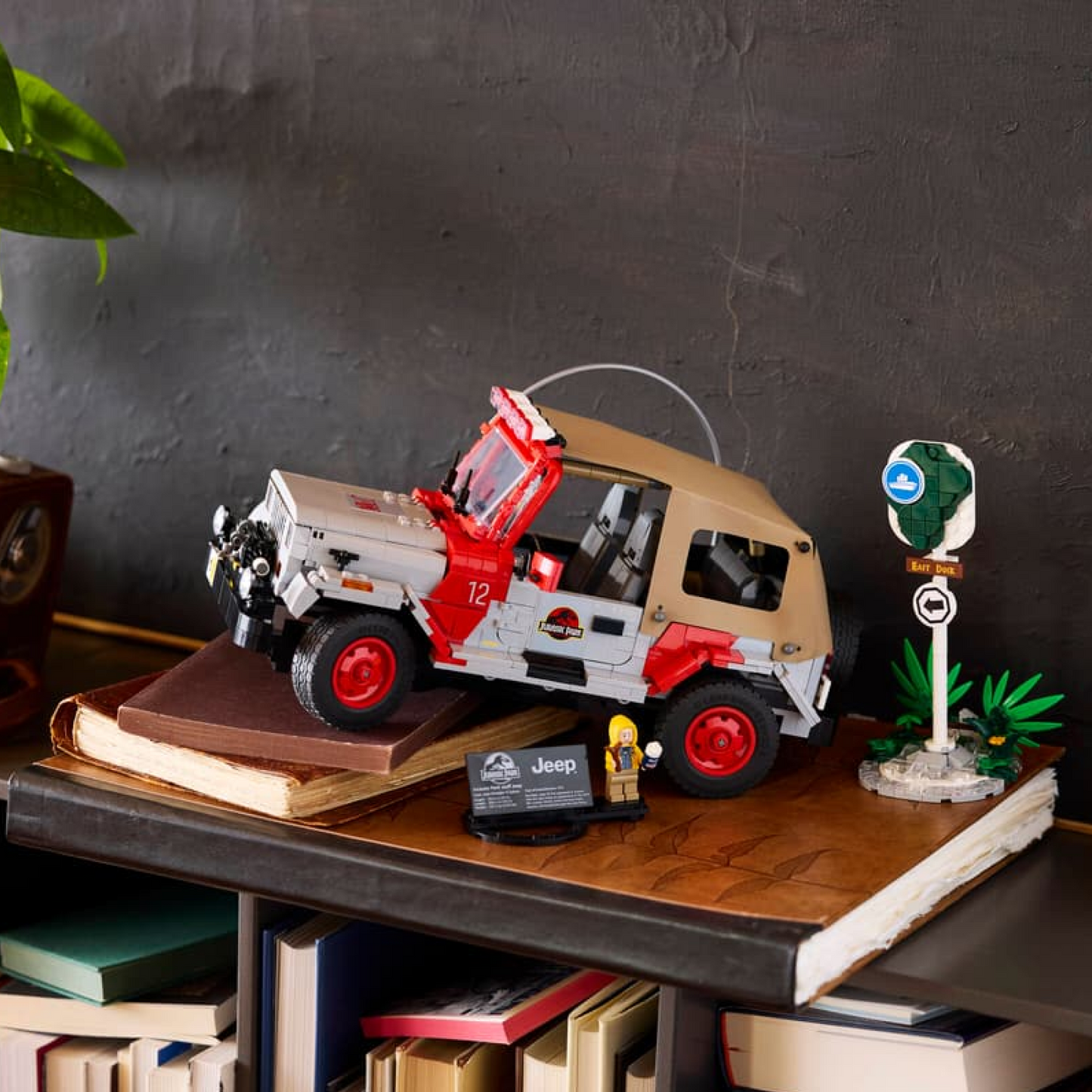 Jurassic Park - Jeep Wrangler (1924 peças)